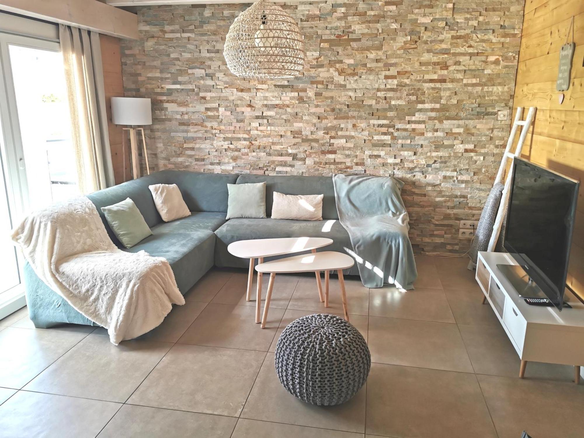 Gite De Mortagne, Chalet Avec Piscine - By Primo C0Nciergerie Gigny-sur-Saone Екстериор снимка