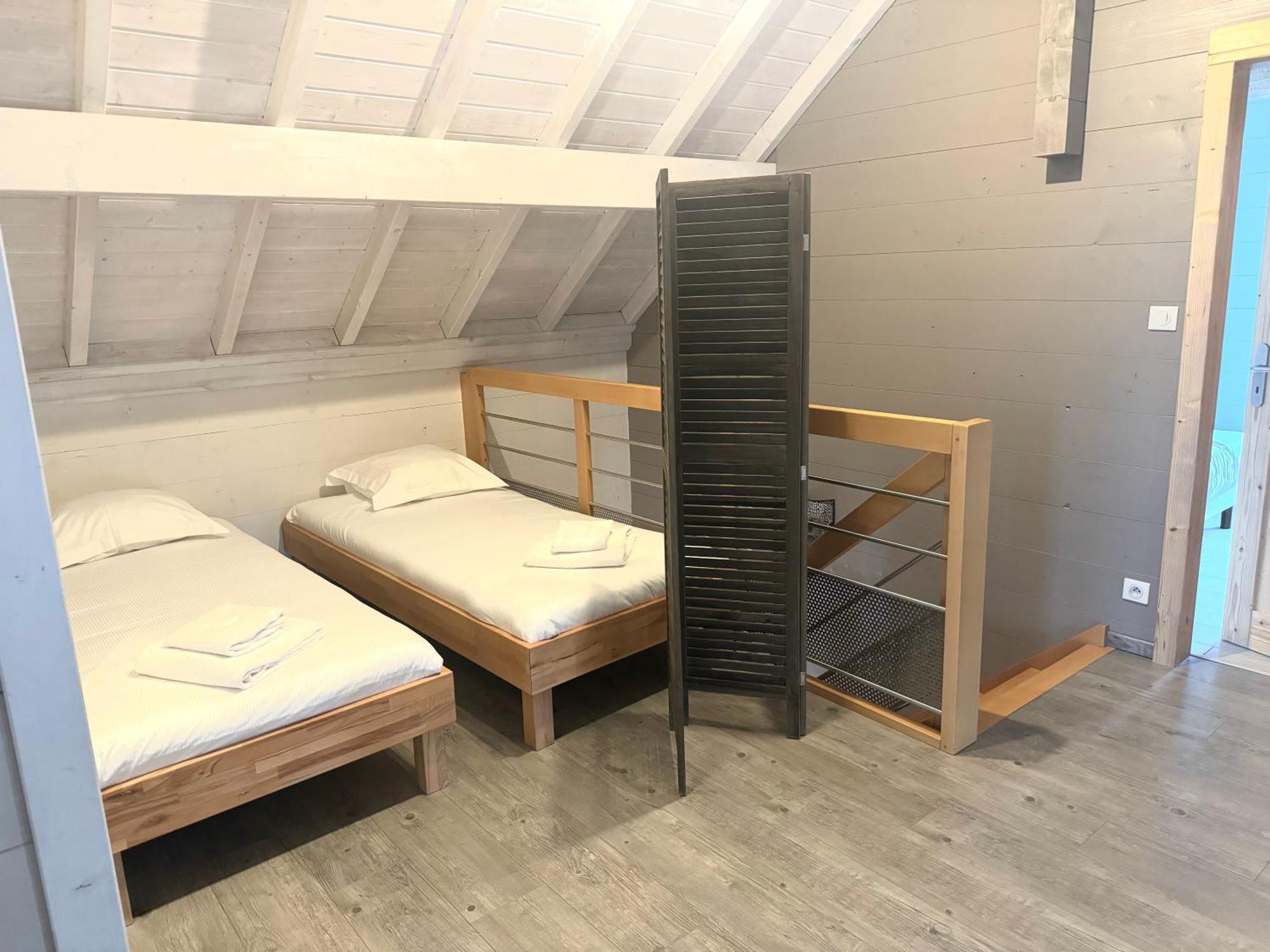 Gite De Mortagne, Chalet Avec Piscine - By Primo C0Nciergerie Gigny-sur-Saone Екстериор снимка